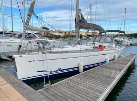 Voilier hébergement atypique & Navigation, hotel v destinaci Cap d'Agde