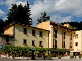 Albergo Regina Giovanna, hotel v destinaci Arquata del Tronto