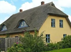 Semi-detached house in the port village of Vieregge on the island of Rügen