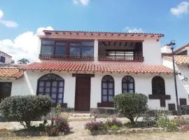 Hospedaje Iraca - Pueblito Boyacense Duitama