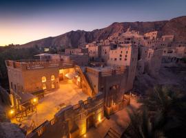 بيت الصباح نزل وكافيه Bait AlSabah Heritage Inn & Cafe، مكان عطلات للإيجار في Birkat al Mawz