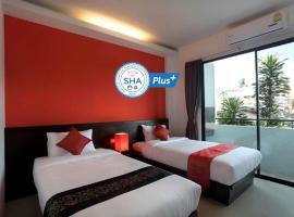 KARON SINO House: Karon Plajı şehrinde bir otel