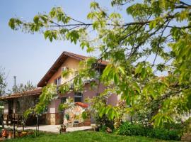 Guest House Ezerets, holiday rental in Ezerets