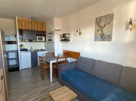 Appartement aux pieds des pistes !, hotel dicht bij: Plateau Lift, Les Angles