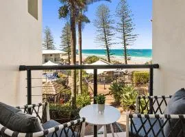 Coolum Beachside Studio