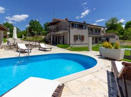 Beautiful villa Morena with private swimming pool near Poreč, hotel Bašićiben
