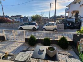 PANOS' STUDIO, hotel near Archaeological Museum of Lemnos, Myrina