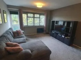 Central 2 bed apartment