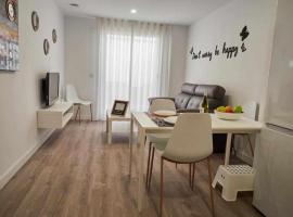 San José Apartamentos Turísticos Karlie, hotel poblíž Letiště Albacete - ABC, 