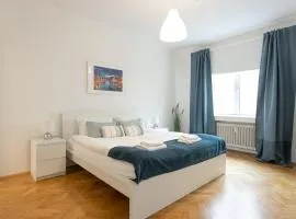 City Center Operastreet Apartment "Italy"