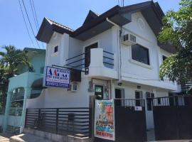 AA TRAVELLERS PAD, hotel a Laoag