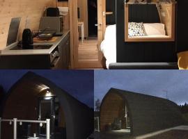 Owls Retreat Glamping Pod with Hot tub, luxusní stan v destinaci Keith