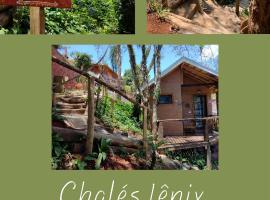 Chalés Fenix, cabaña o casa de campo en Santo Antônio do Pinhal