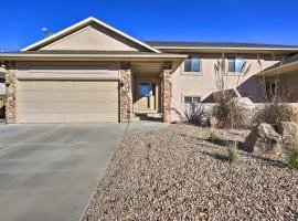 Pet-Friendly Grand Junction Townhome with Yard!