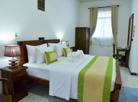 L S Lanka Hotel Dambulla