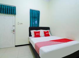 Capital O 90709 Djati Guest House, khách sạn ở Kudus