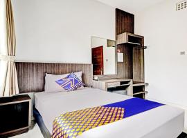 OYO 90777 D’river Guest House, hotell i Bandung