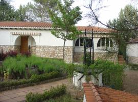 Villa Antares para 2 a 10 personas en Renera, allotjament vacacional a Renera