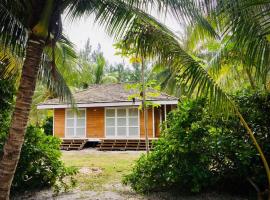 Cottage « the papaya tree », hotel in Temae