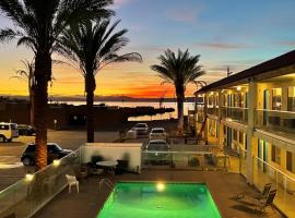 Sway Hotel: Lake Havasu City şehrinde bir otel