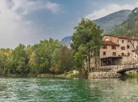 Casa sul Fiume County House
