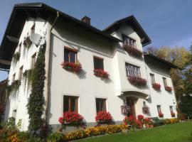 Bauernhof Plachl, hotel in Lassing