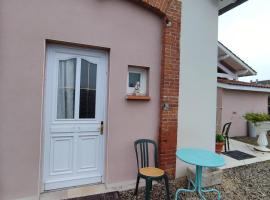 chambre d'hôtes, hotel econômico em Verdun-sur-Garonne