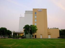 Country Inn & Suites by Radisson, Gurugram Sohna Road, hotel di Sohna