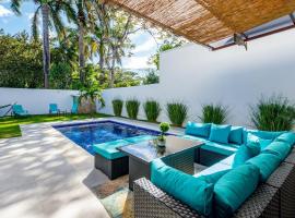 Brand-New 3-Bedroom with Pool Near Beach, hotell med basseng i Playa Flamingo