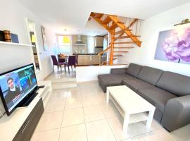 Bungalow El Cortijo, hotel em Playa de las Americas