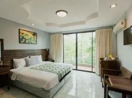 Platinum Place