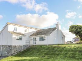 Braid Apartment, íbúð í Trearddur