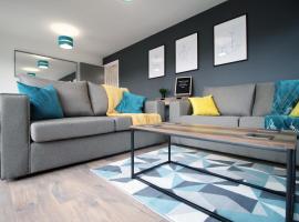 DELFT - Spacious Home, High Speed Wi-Fi, Free Parking, Terrace, viešbutis mieste Svindonas