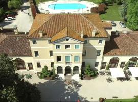 Best Western Plus Hotel Villa Tacchi, hotel económico em Gazzo