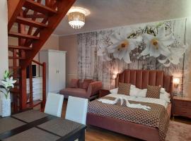 Kék Lagúna Wellness Apartmanok, holiday rental in Egerszalók