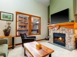 Eagle Springs East 302: Boxelder Suite