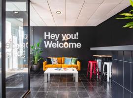 City Trip Hostels Amsterdam-Purmerend, hotel near Purmerend Station, Purmerend