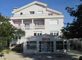 Apartments Nina