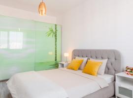 Lovely apartment with city view, hotel in Bucharest