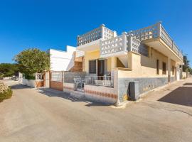 Villino La Caletta by BarbarHouse, hotel in Torre Squillace