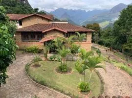 LOFT EM PETRÓPOLIS - ITAIPAVA