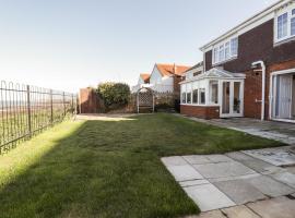17 St Magnus Close, holiday home in Birchington