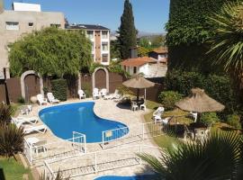 Hotel Taormina by CPH, hotel in Villa Carlos Paz