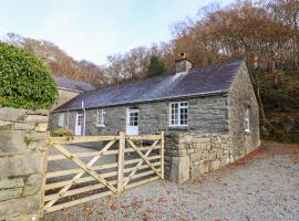 Farchynys Court Cottage, hotel with parking in Penmaenpool