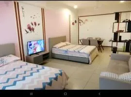 LCP 2 RELAX HAPPY HOLIDAY MIDHILLS homestay