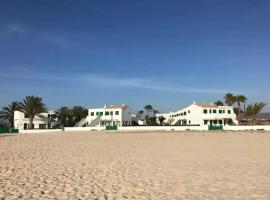 El Sueño - Appartamento fronte spiaggia vista mare, hotel familiar en Cotillo