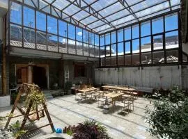 雪湖轻奢民宿 Snowlake Inn