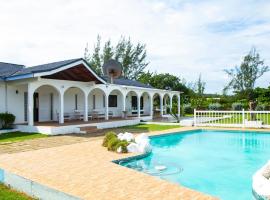 Marantha Villa, hotel i Discovery Bay