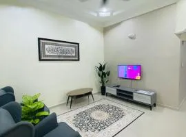 AYAHLONG BEACH GUESTHOUSE