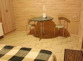 Paradise, Hotel in Vasylʼkiv